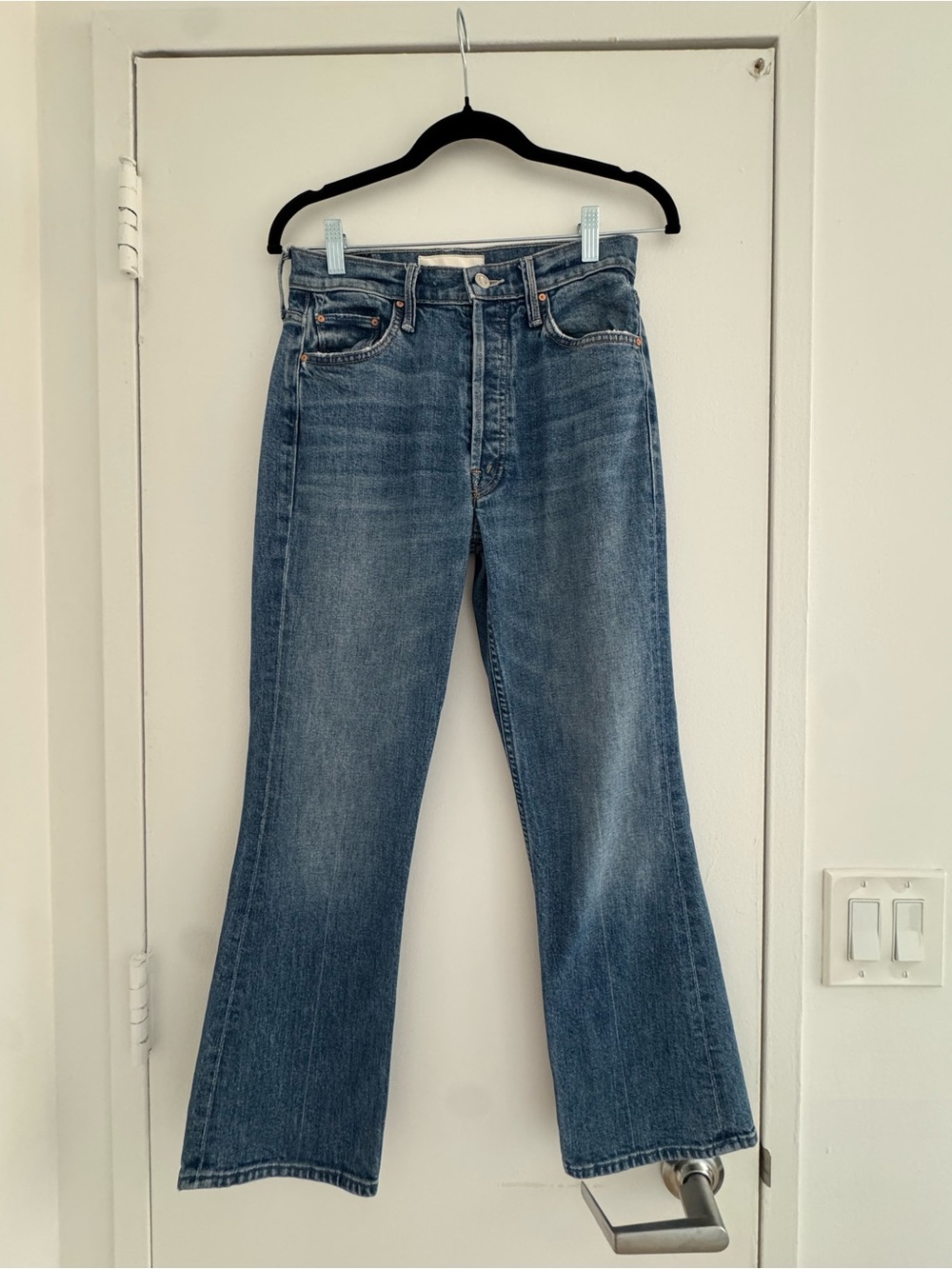 MOTHER Jeans - “The Tripper” - Ankle / Cropped. Size 26